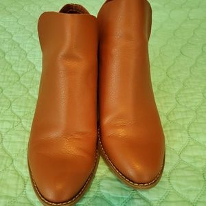 Universal Thread Cognac Booties - Wide Width!